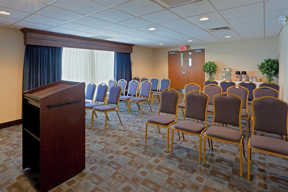 Holiday Inn Express Seaford-Route 13 Facilidades foto
